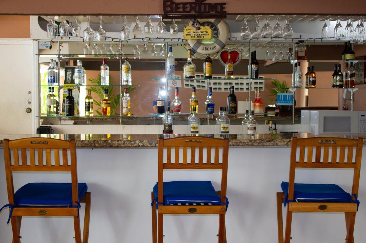 Pirate's Hotel 2*