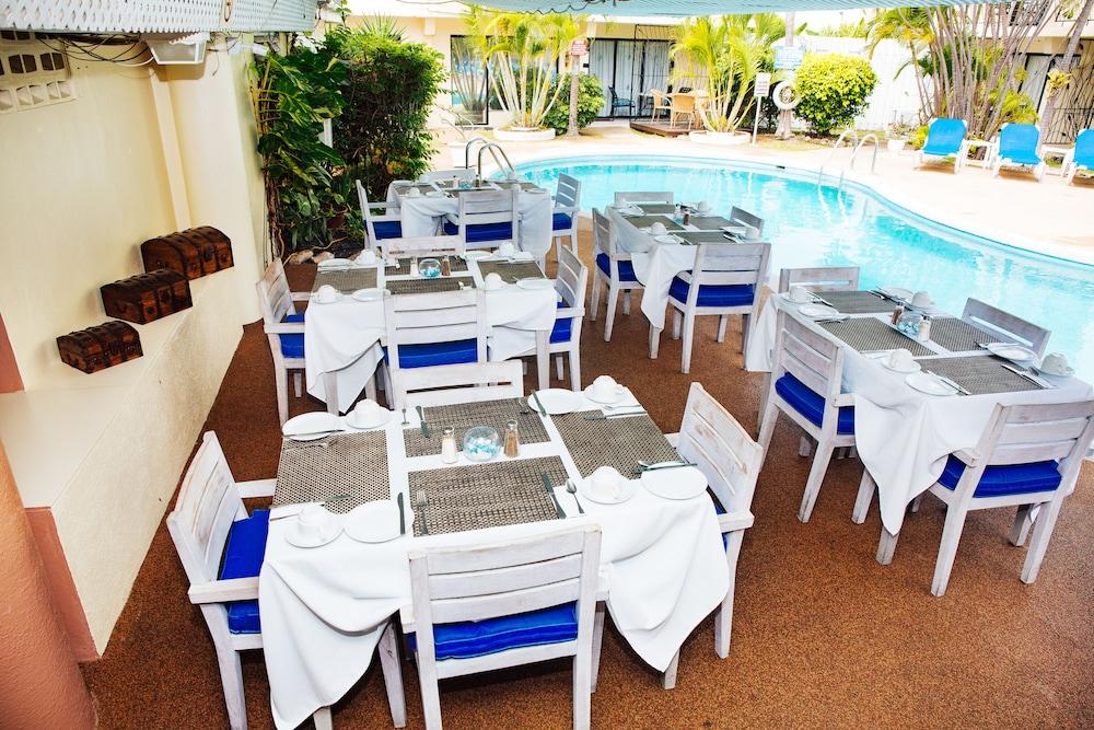 Pirate's Hotel 2*