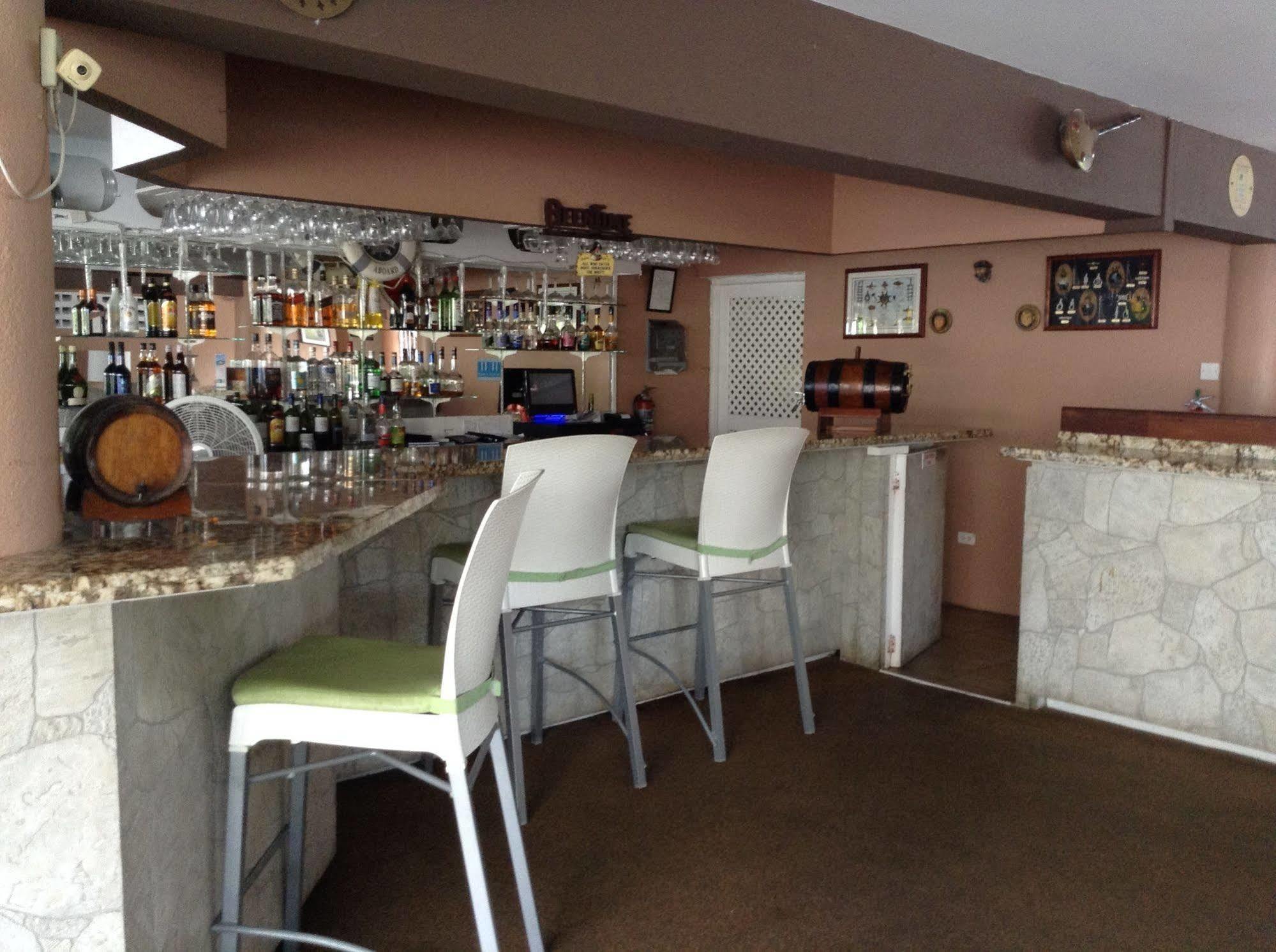 Pirate's 2* Bridgetown